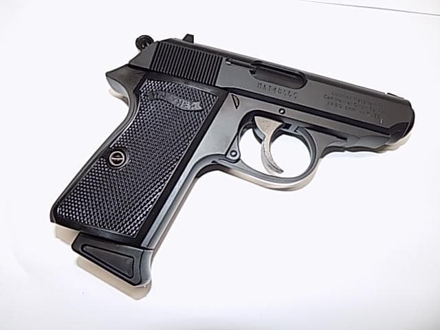 送料込 !! マルゼン PPK/S BK ガスブローバック