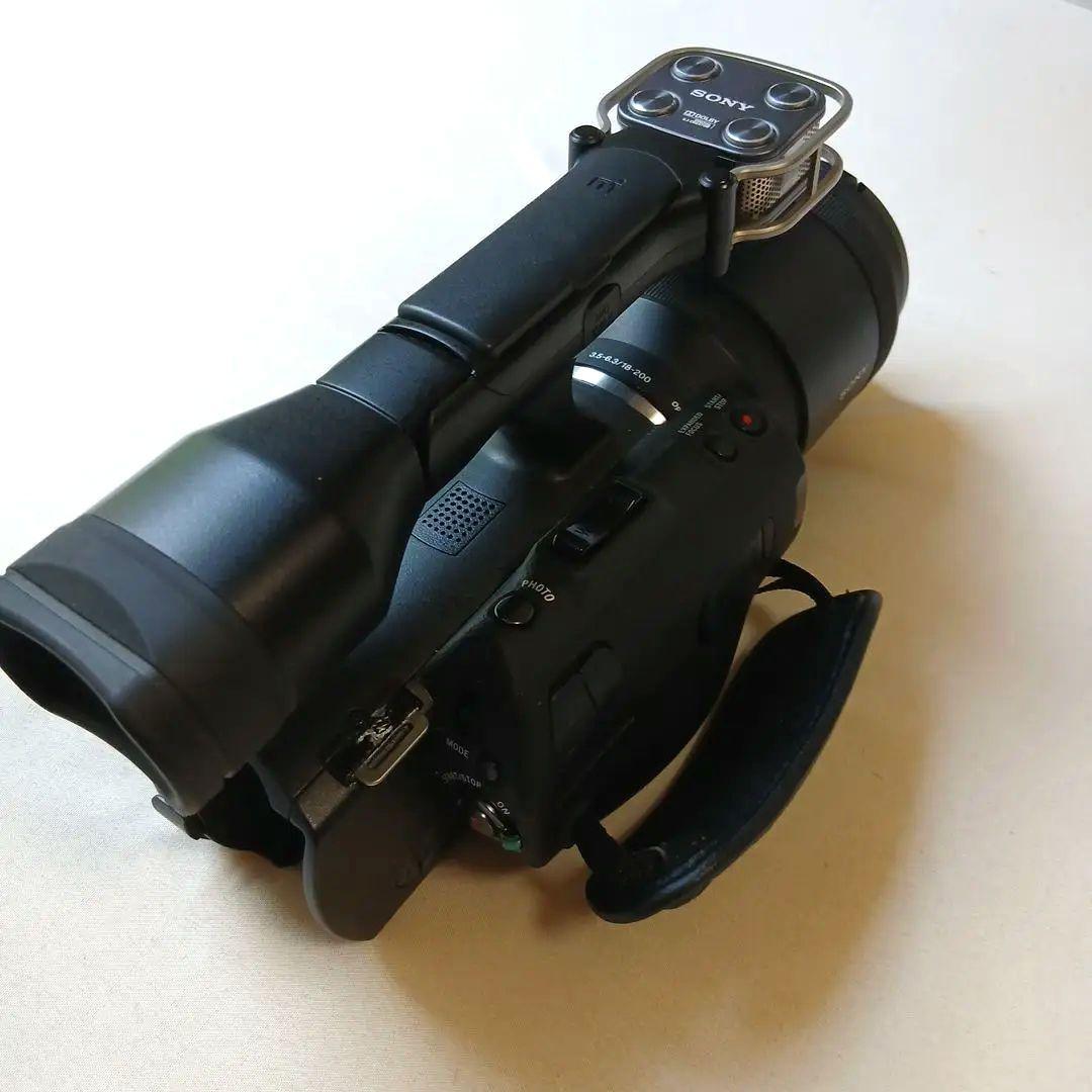 SONY レンズ交換式ビデオカメラ　NEX-VG30H　パワーズームレンズ付き