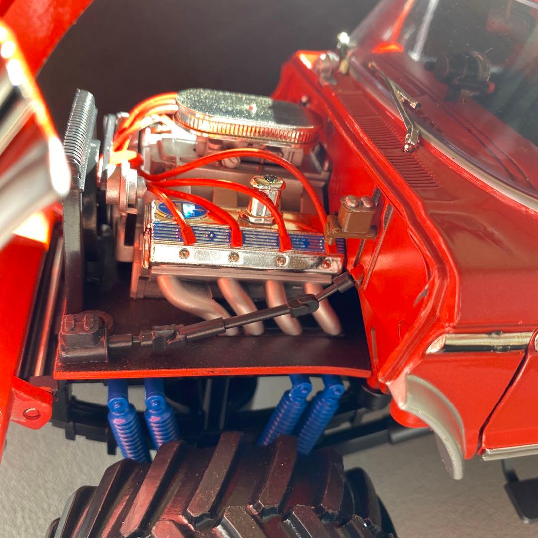 1/18 フォード　モンスタートラック