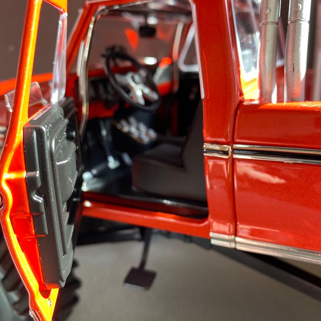 1/18 フォード　モンスタートラック