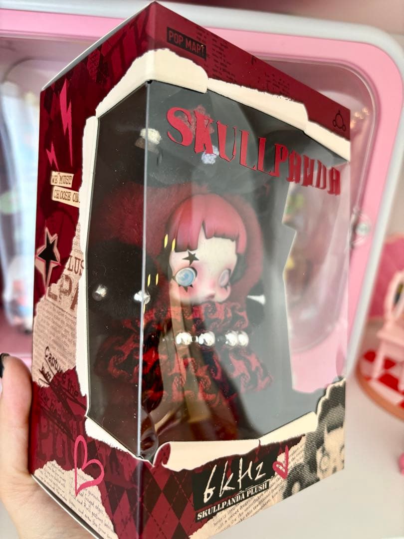 POPMART スカルパンダ ヨーロッパ限定 ぬいぐるみペンダント 6kHz