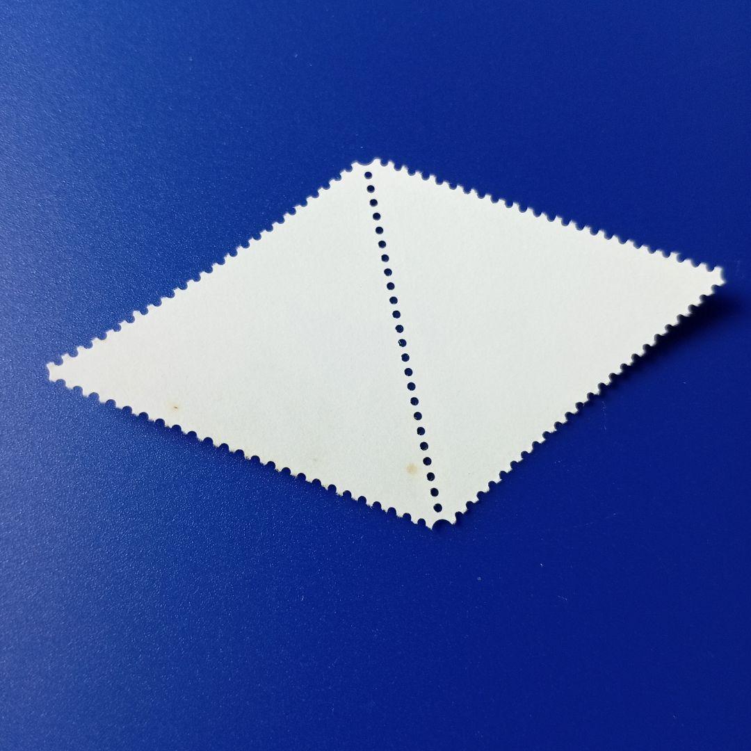 9455 外国切手 中国 2000年「神舟」ロケット初飛行記念変形2連 宇宙