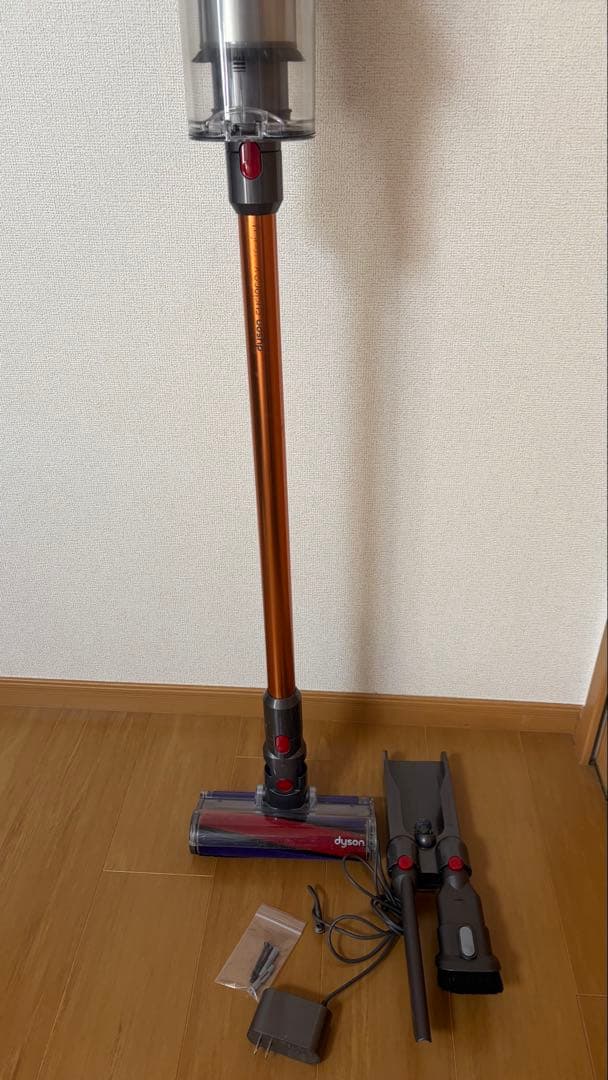 dyson ダイソン sv12 コードレスクリーナー - メルカリ
