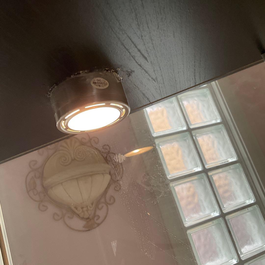 梱包・発送たのメル便】IKEA デトルフ ライト付き ガラス扉