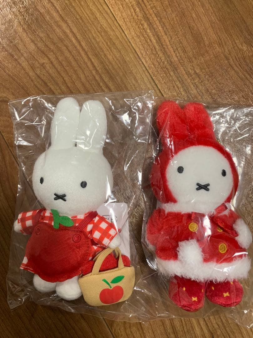 ミッフィーzakkaフェスタ マスコット 冬のおくりもの リンゴエプロン