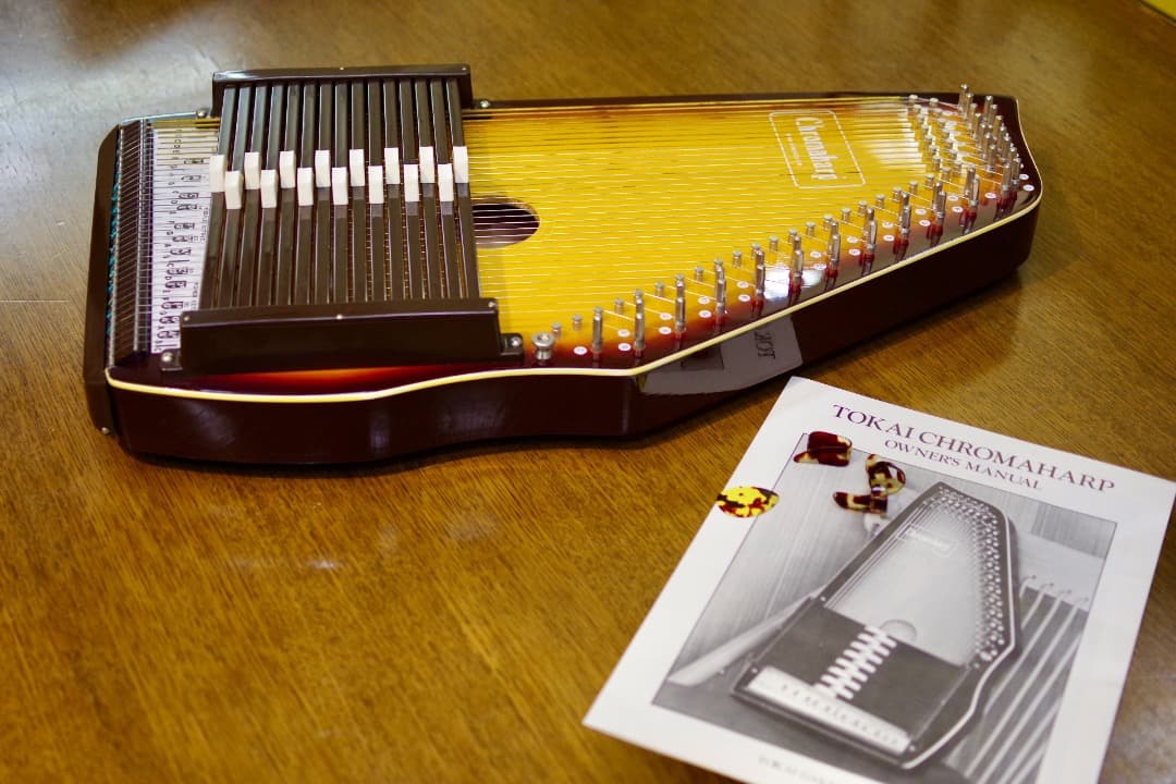 TOKAI GAKKIクロマハープCH-2S（教本、ハードケース付）