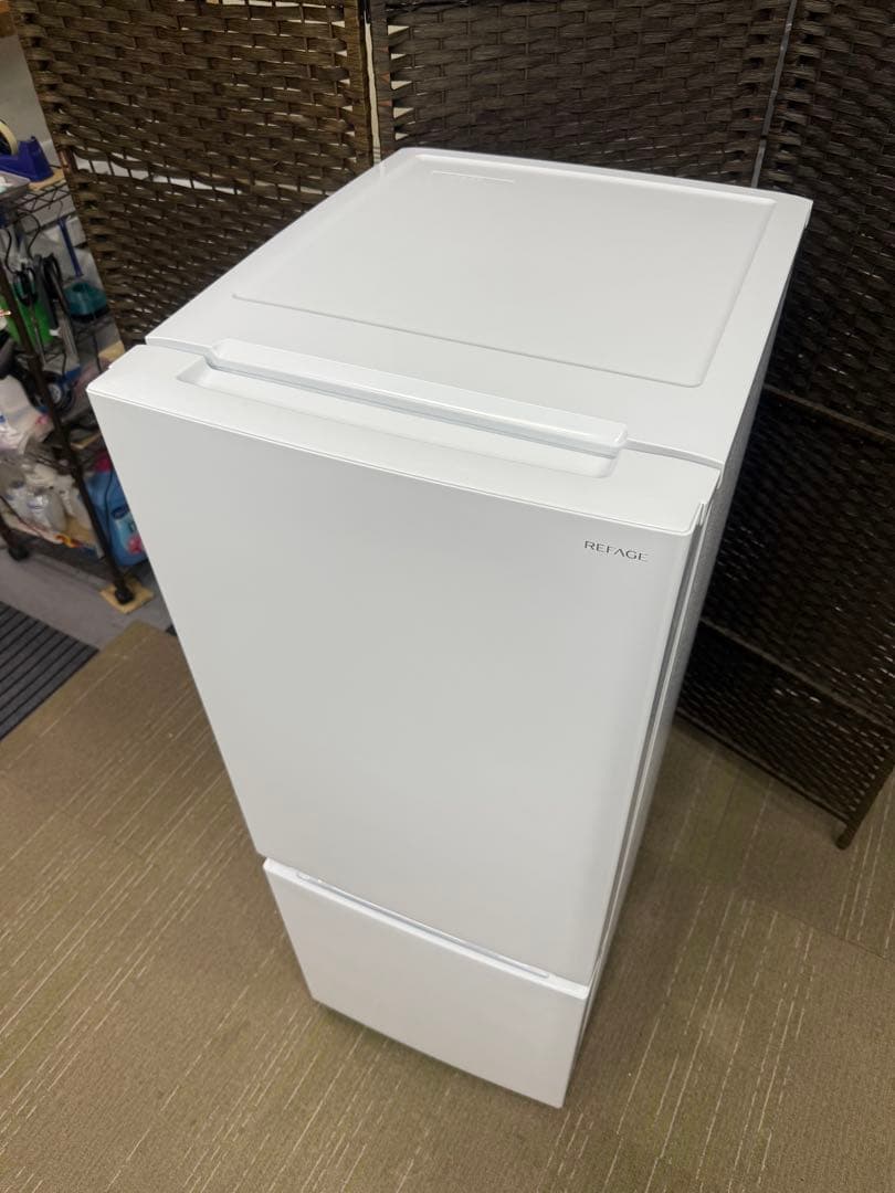 【超美品】ヤマダ　REFAGE 156L 冷凍冷蔵庫　YRZ-F15LW