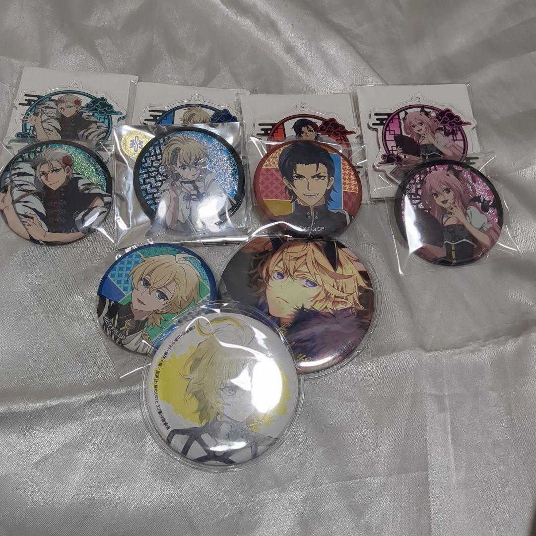 アニメキャラクター缶バッジ8個セット