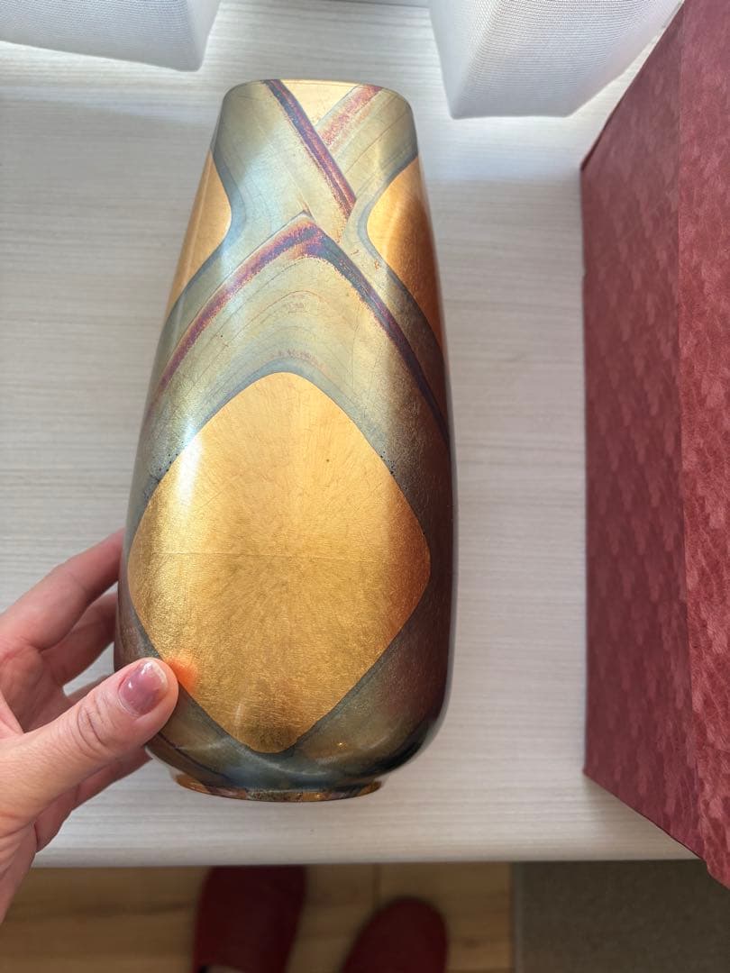 金沢箔芸　金箔の花瓶