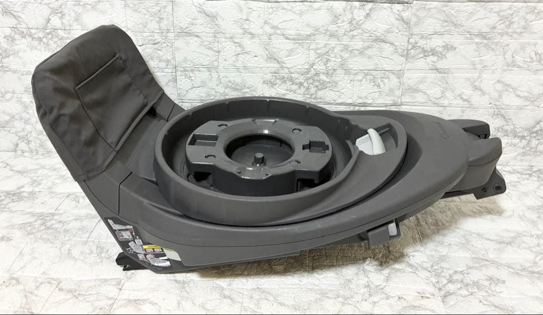 【美品】Combi The S Air ISOFIX エッグショック ZB690