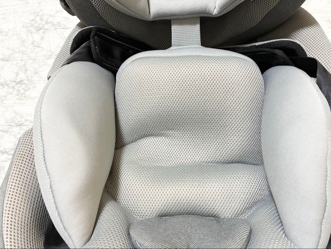 【美品】Combi The S Air ISOFIX エッグショック ZB690
