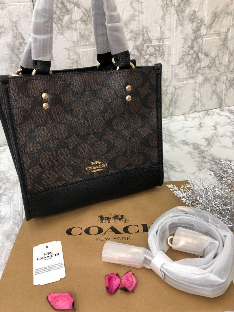 奉公袋、個人装備 歩兵須知、軍隊内務令 瓦斯防護教範、射擊教範 第二