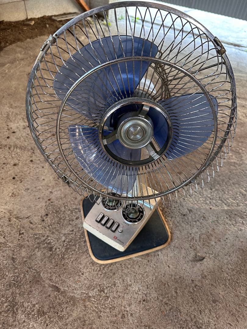 【動作品】日立 HITACHI 昭和レトロ 扇風機 アンティーク 首振り機能付き