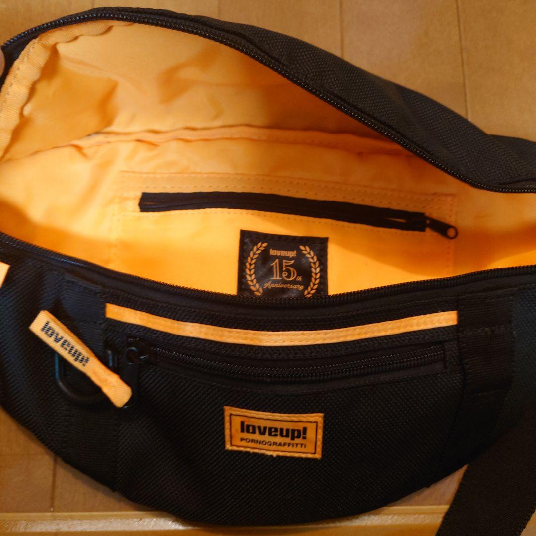 ポルノグラフィティlove up限定ウエストバッグ - メルカリ