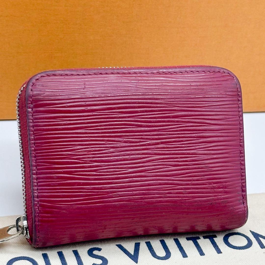 ルイヴィトン ジッピーパース エピ フューシャ ラウンドファスナー ミニ