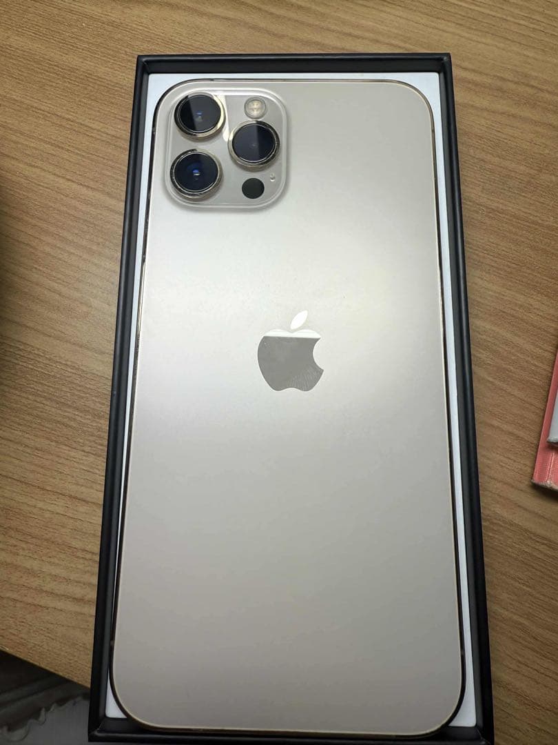 Apple iPhone 12 Pro Max ゴールド 本体 iphone 12 pro max ケース