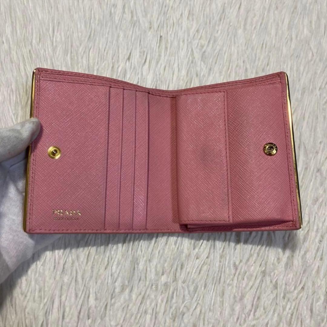 最終価格　美品　PRADA プラダ　二つ折り　財布　ピンク　フレーム
