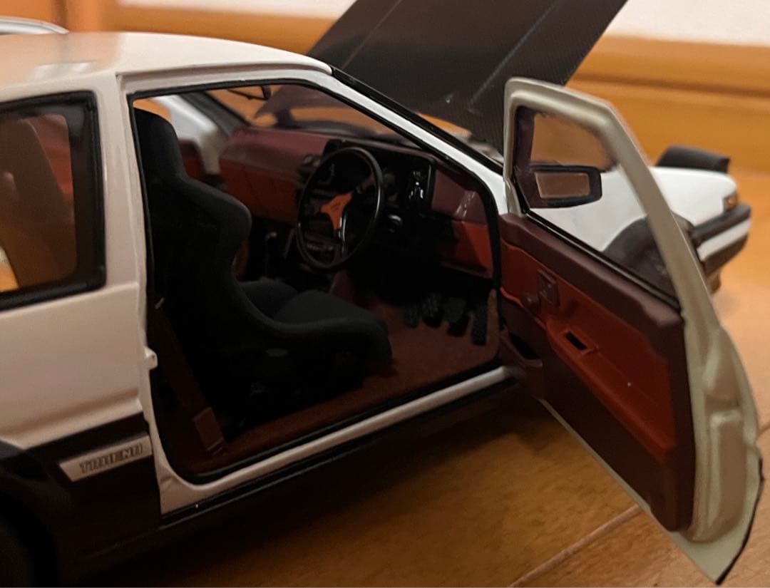 頭文字D AUTO OART 1/18 ミニカー