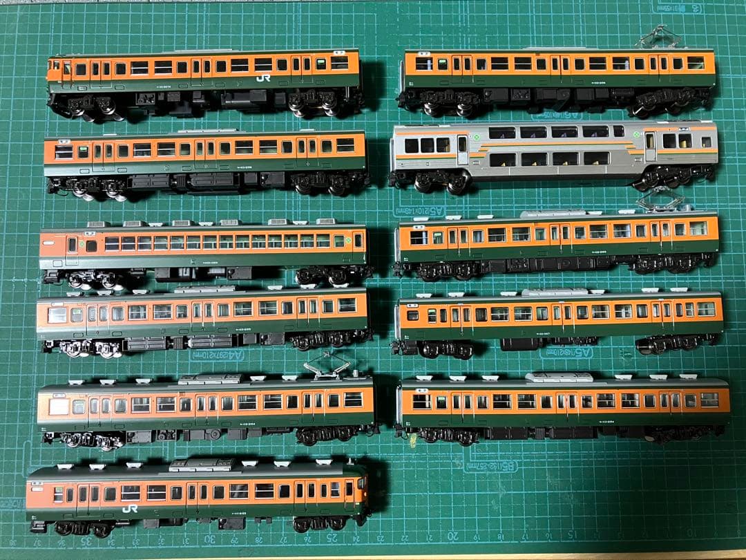 a*a様 KATO 113系湘南色11両 通電カプラー付 墨入れ 2024年ロッ