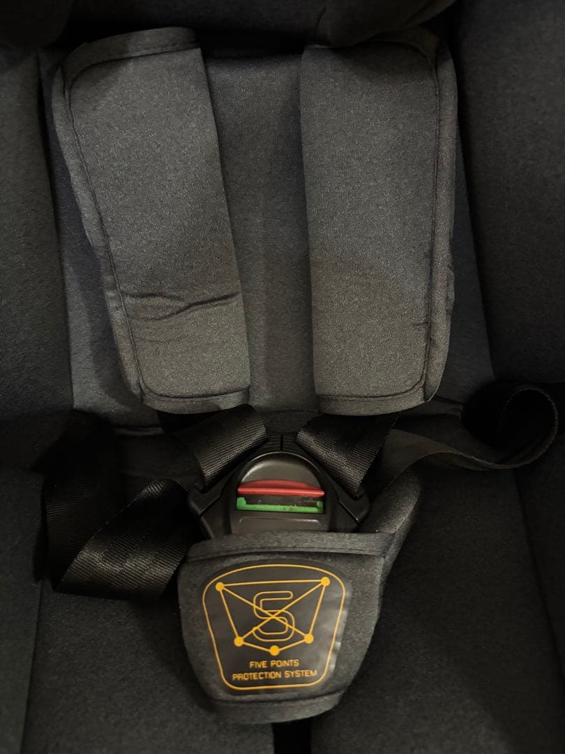 【美品】IMPETUSチャイルドシート