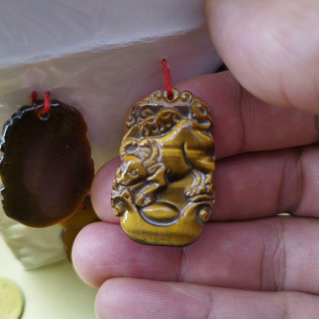 虎目石彫刻十二支ペンダントセット《整理番号:BB050》