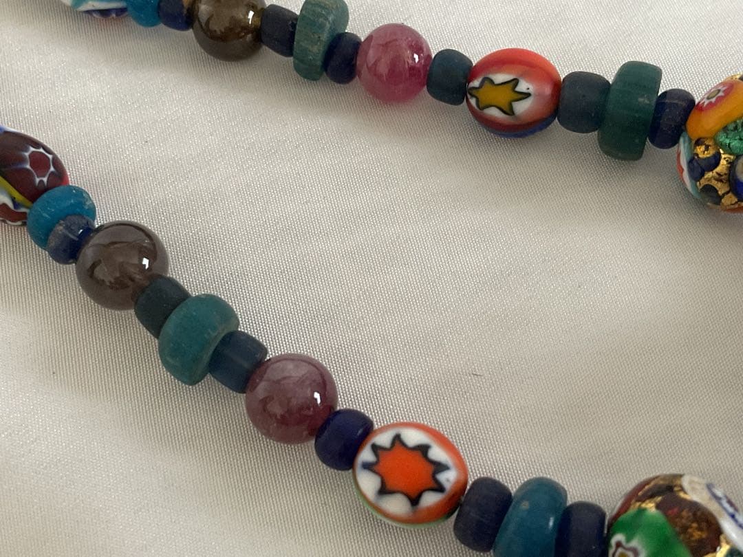 美しいオリジナル「マリ共和国千年ビーズとイタリア新トンボ玉」の