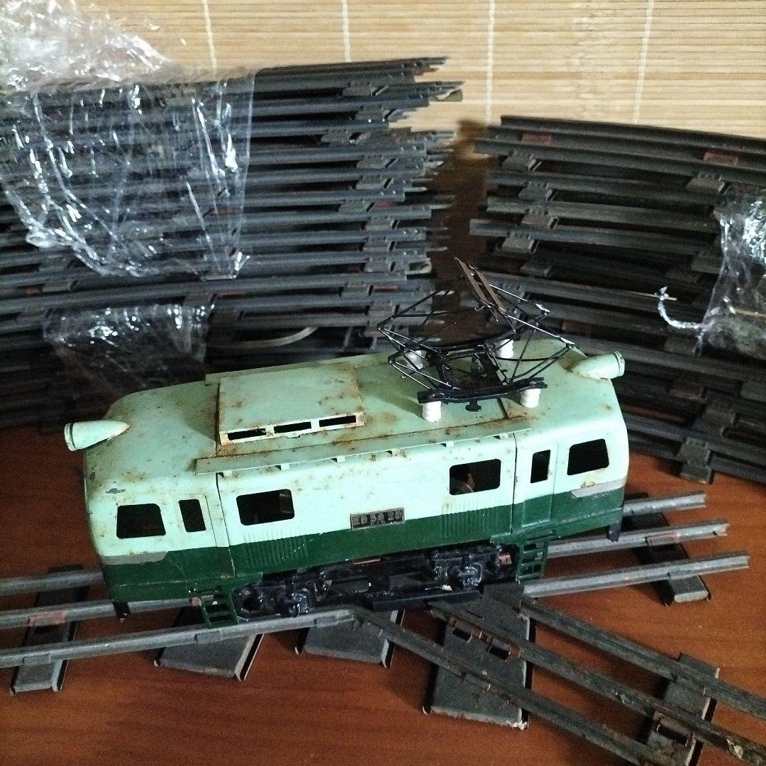 KTM EB5828 3線式Oゲージレトロ鉄道模型 緑色と白色 制御盤付き - メルカリ