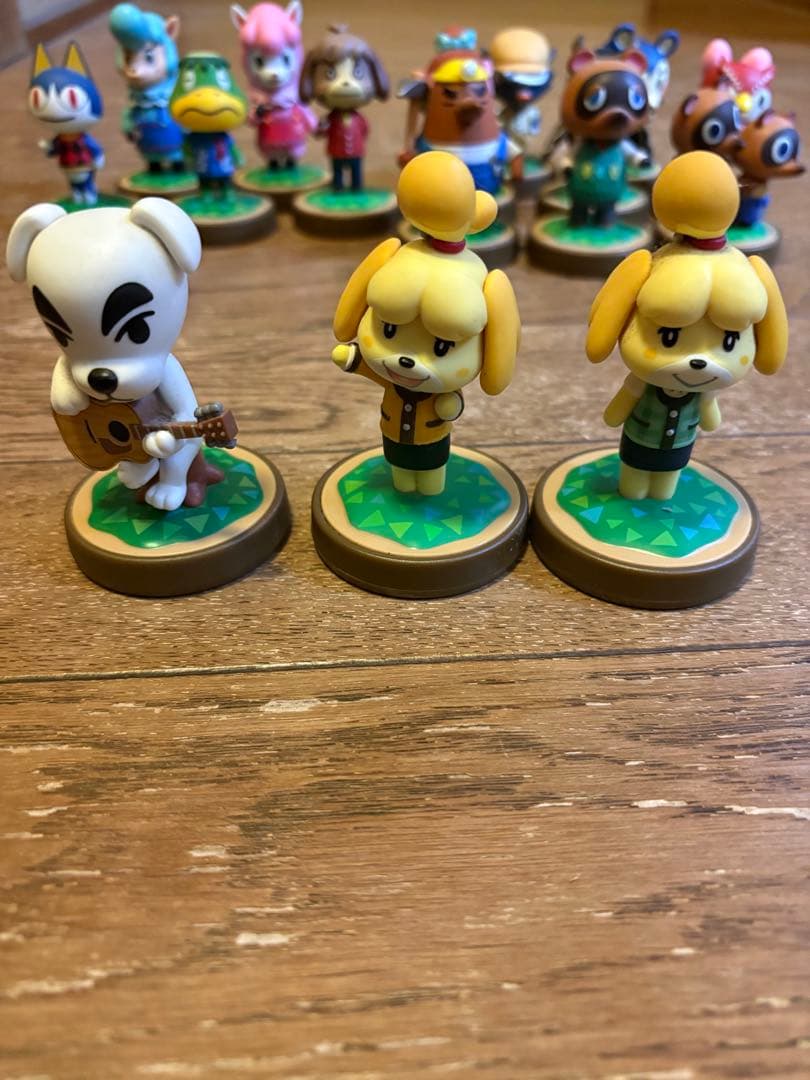 どうぶつの森 フィギュア型amiibo 16体＋スマブラ版2体　コンプセット