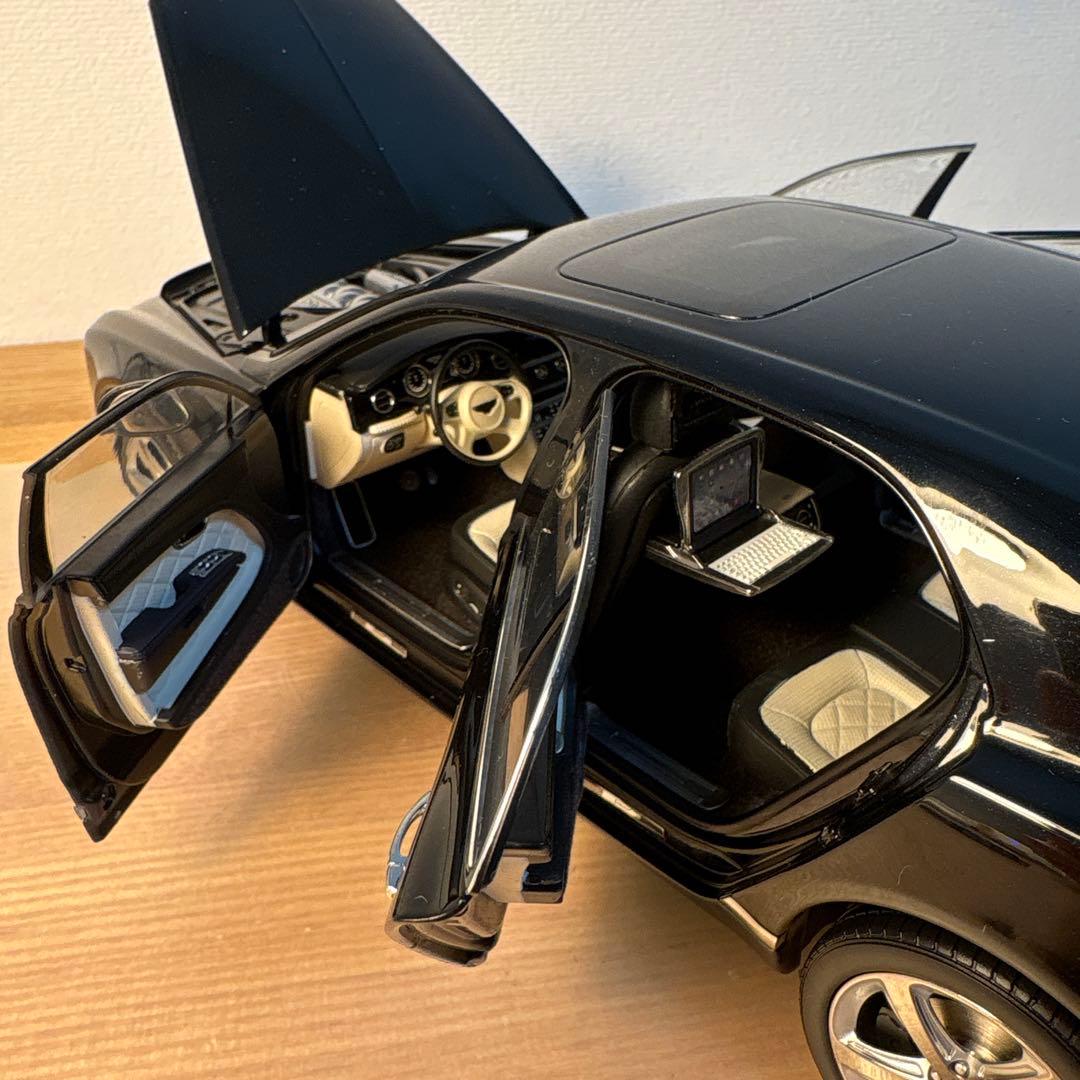 京商　ベントレー　Mulsanne Speed onyx 1/18 ミニカー