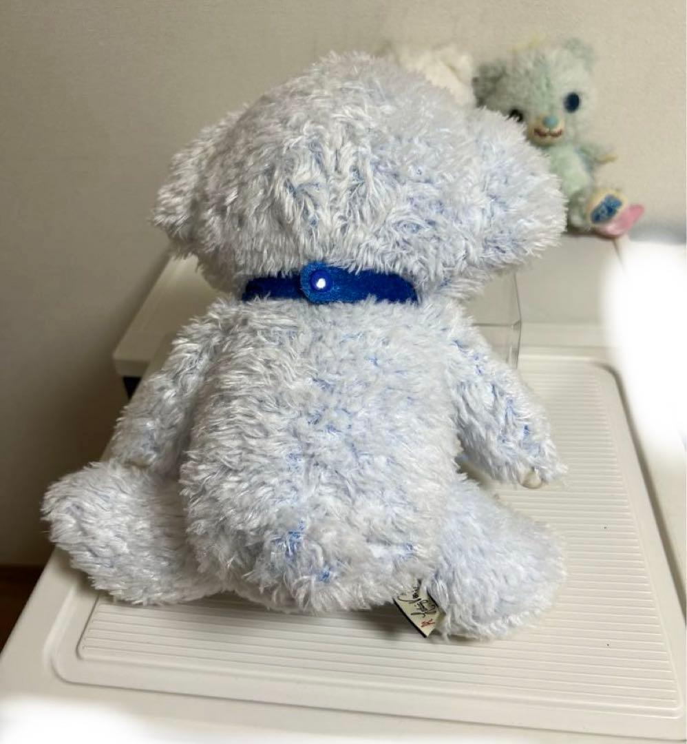 ユニベアシティのぬいぐるみ、ぬいぐるみバッチのセット（ブルー、パイ、バニラ）