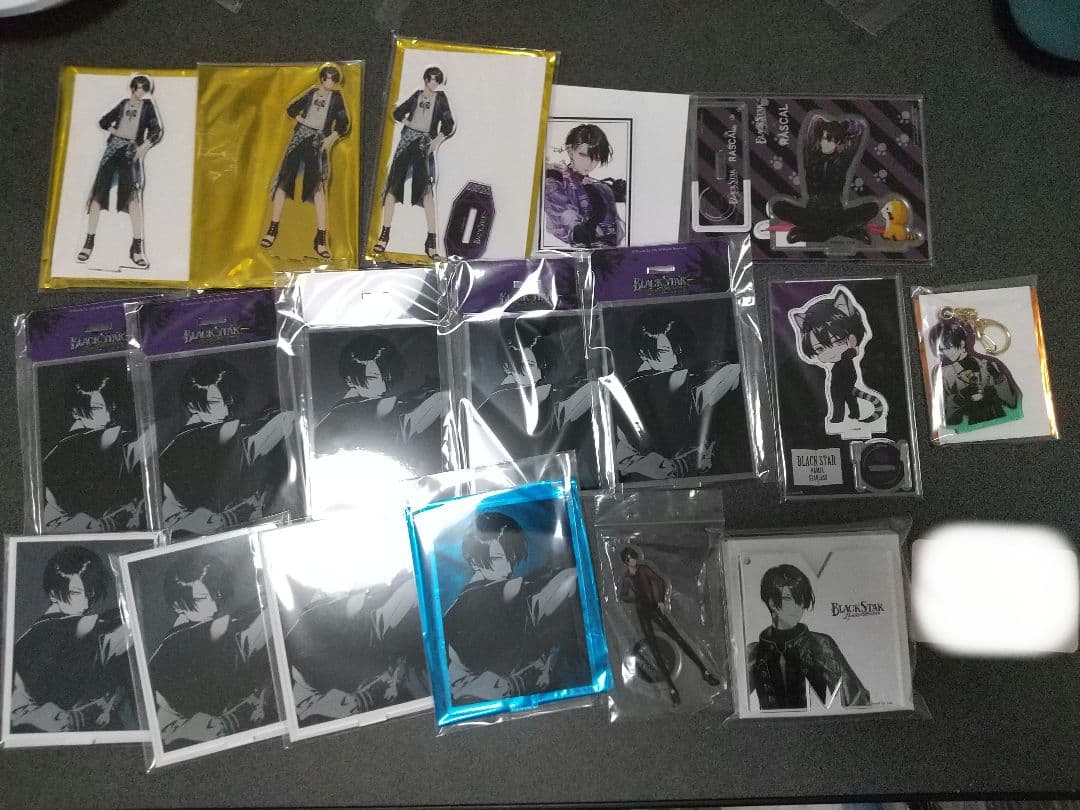 ブラスタ モクレン グッズ