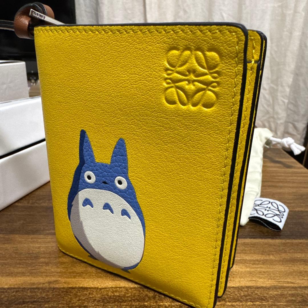 ロエベ LOEWE ジブリ となりのトトロ コラボ ウォレット財布 イエロー