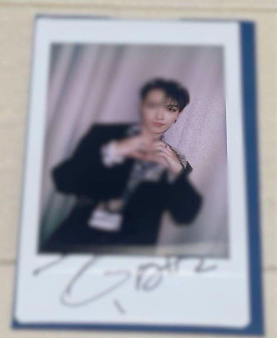 ATEEZ ホンジュン 直筆サイン入り ポラロイド ポラ チェキ