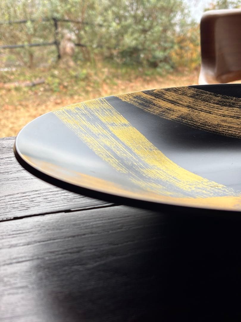 輪島塗漆器⭐︎黒と金のストライプ模様の大皿