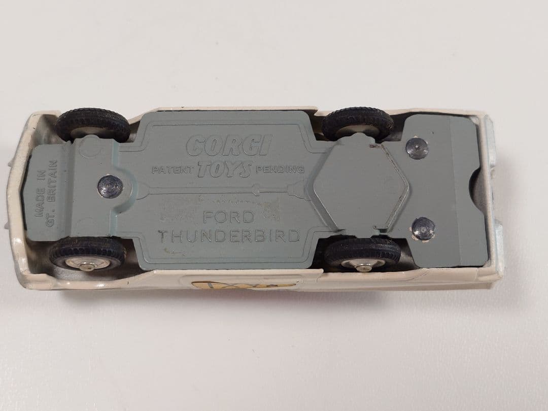 【SALE】 CORGI No.430 FORD BERMUDA TAXI