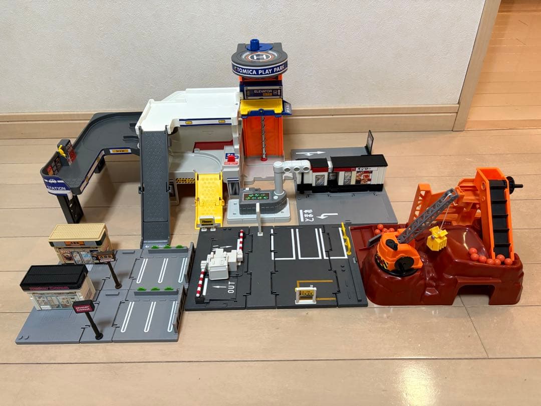 タカラトミー トミカタウン まとめ売り 9点