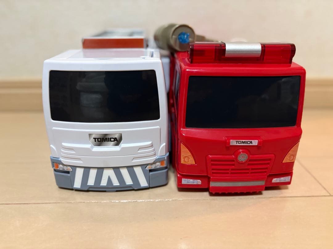 タカラトミー トミカタウン まとめ売り 9点