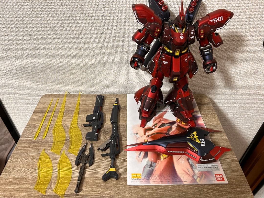MG サザビーver.ka 塗装済み完成品　ガンプラ　逆襲のシャア