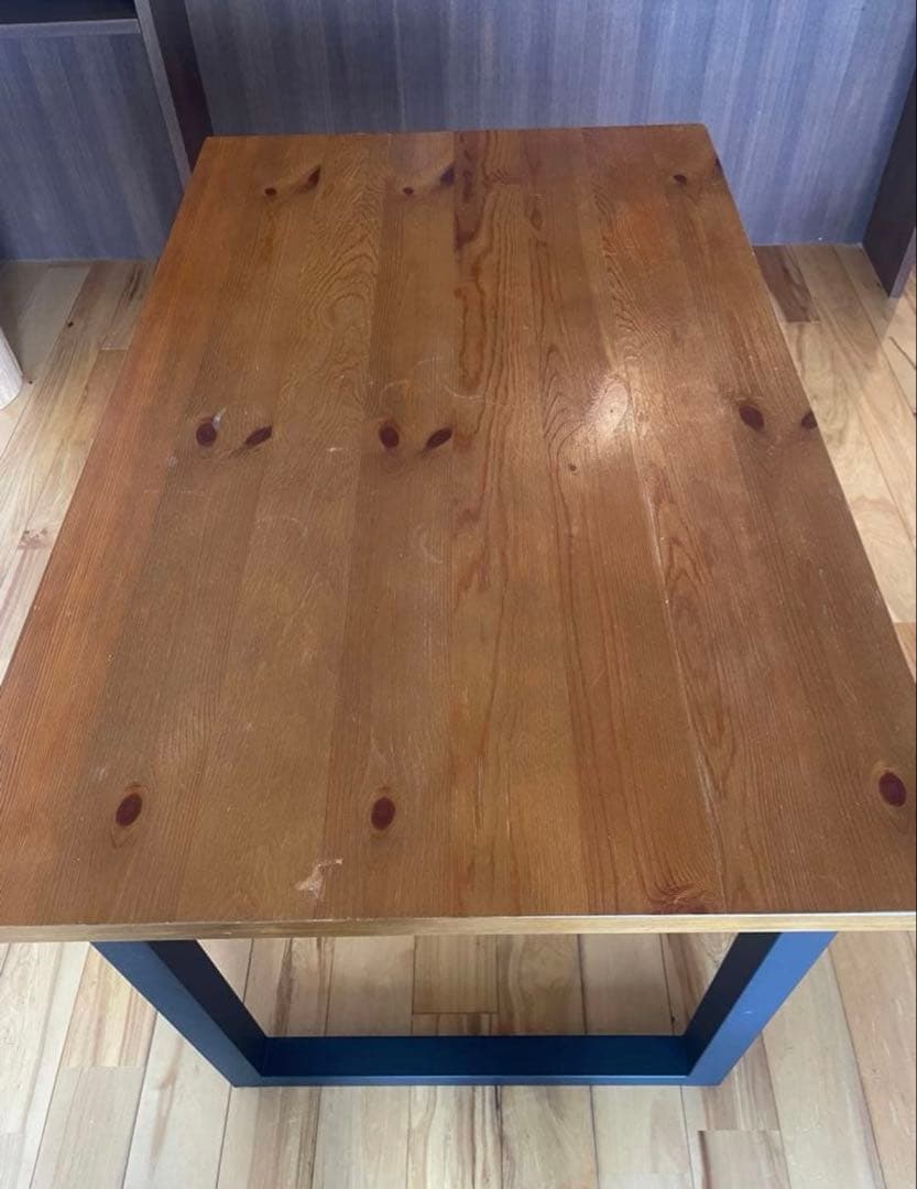 LOWYA 　NEWデモアテーブル【現地引取り可能】