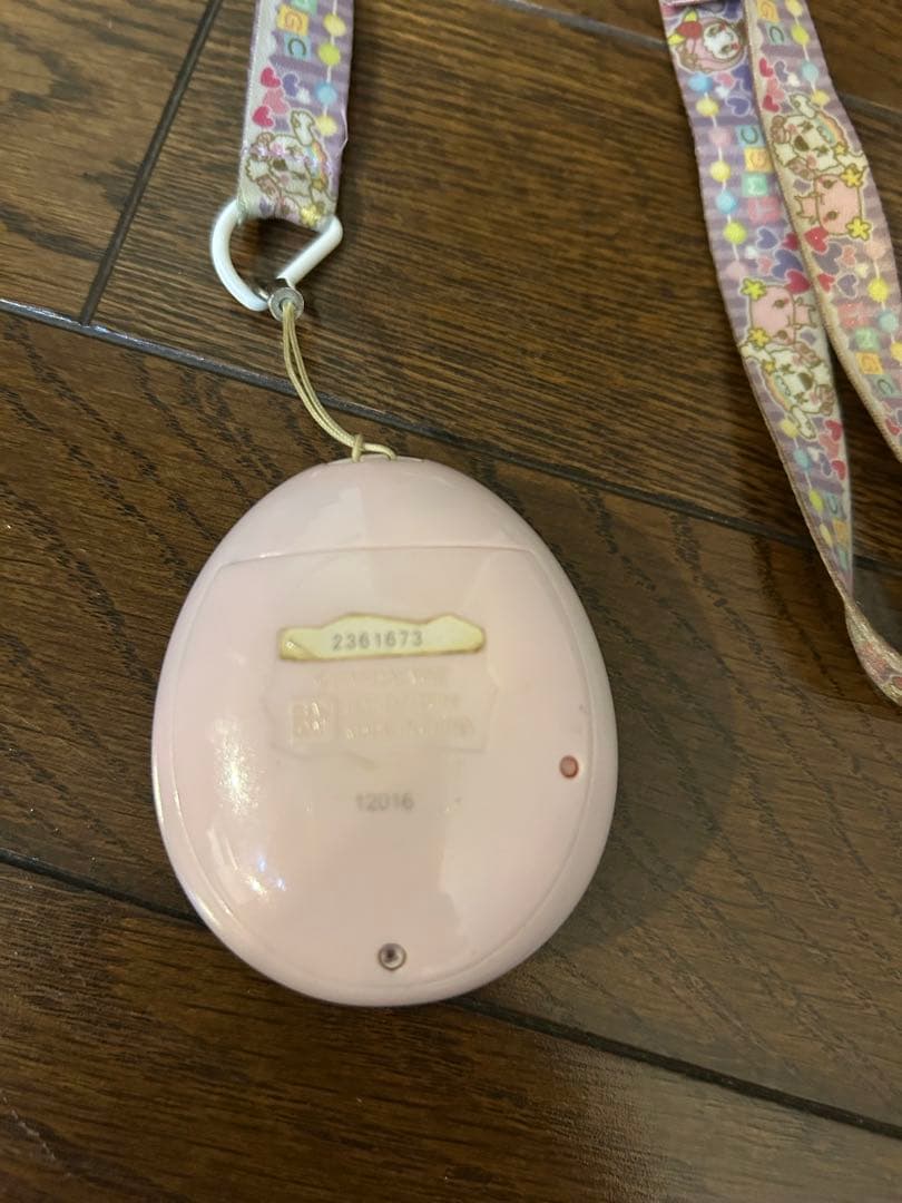 たまごっちみくす20thAnniversary ロイヤルピンク　ストラップ付き