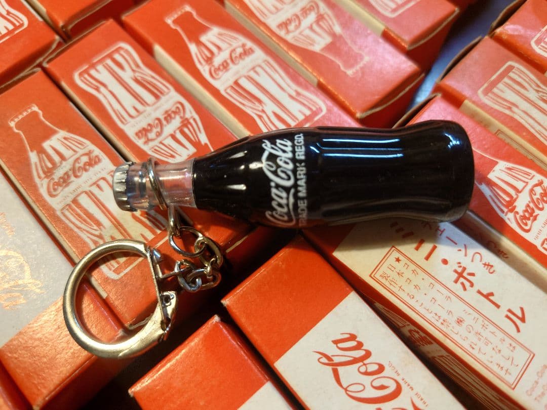 超激レア品★新品未使用箱付き　コカ・コーラレトロキーホルダー