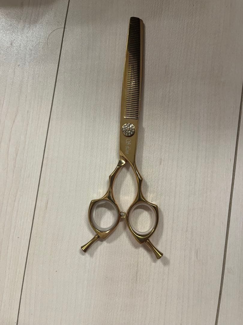 BEARDS 犬用トリミングハサミ 逆刃セニングSAKURA-402025年最新