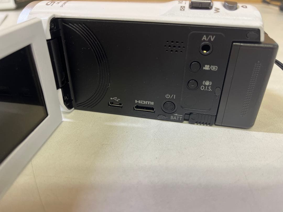 G172 Panasonic HC-V230M ビデオカメラ本体 パナソニック