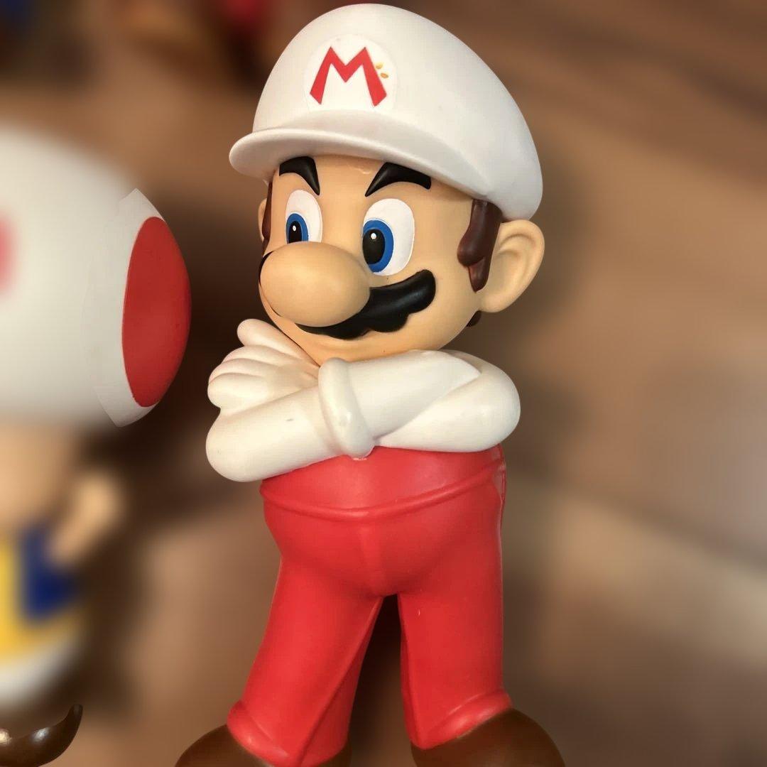 スーパーマリオ　ソフビフィギュア