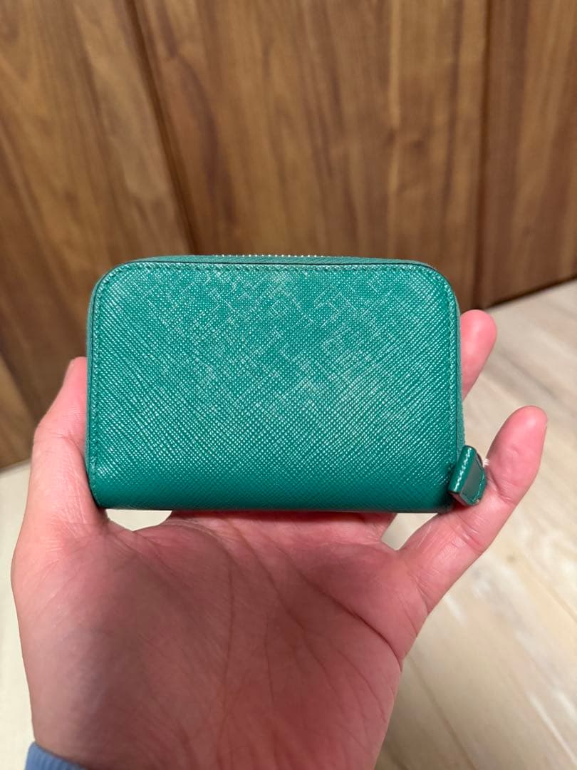 PRADA グリーン ケース サフィアーノレザー