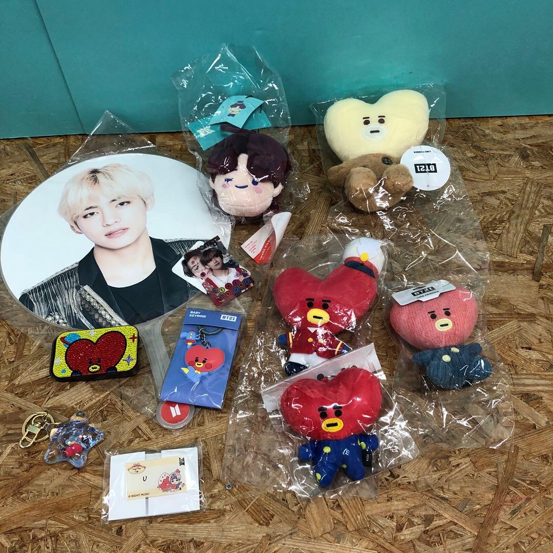 M4540 BTS V グッズセット テテ テヒョン TATA まとめ売り - メルカリ