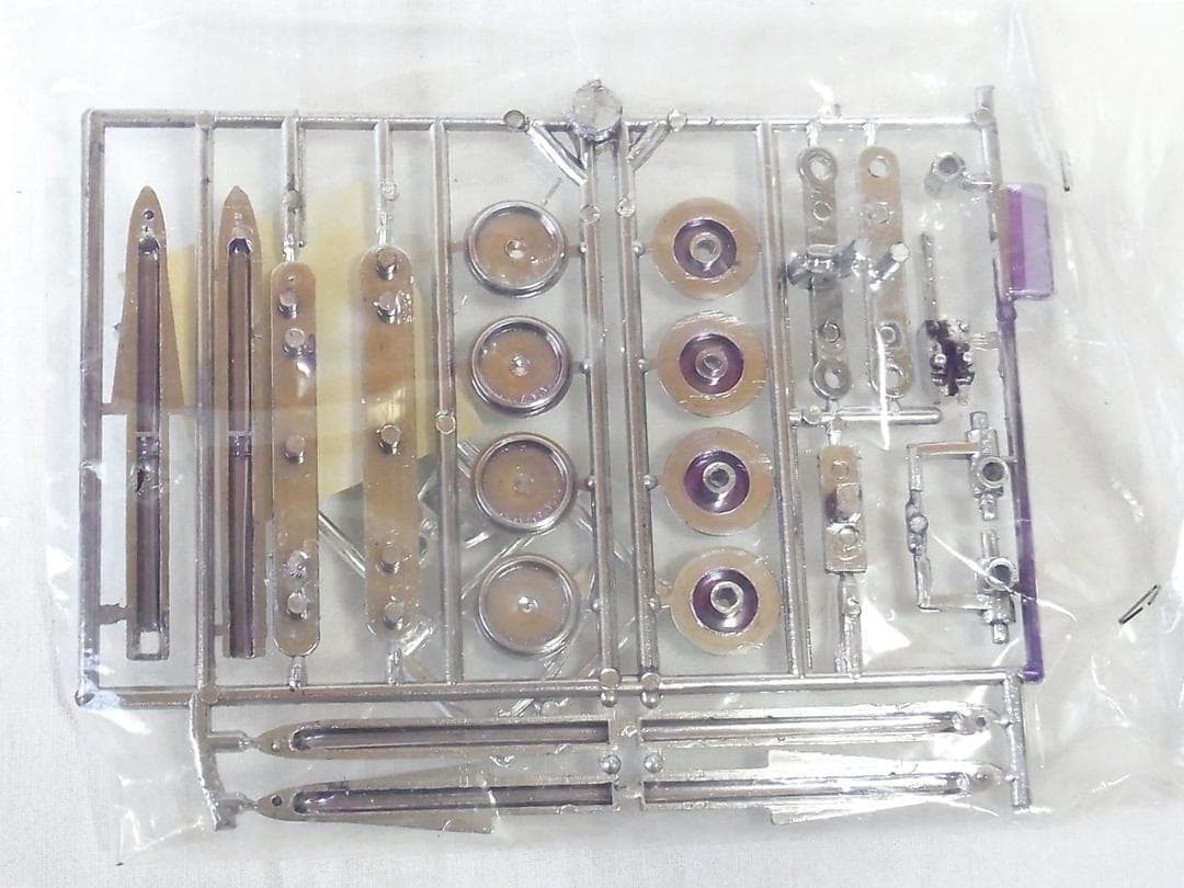 東京シャープ 宇宙パトロールガード隊 ライトニング バット サンダー プラモデル