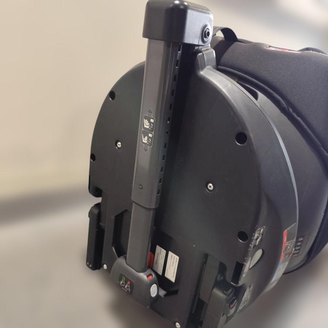 値下げしました。美品 Joie アーク 360° チャイルドシート ISOFIX