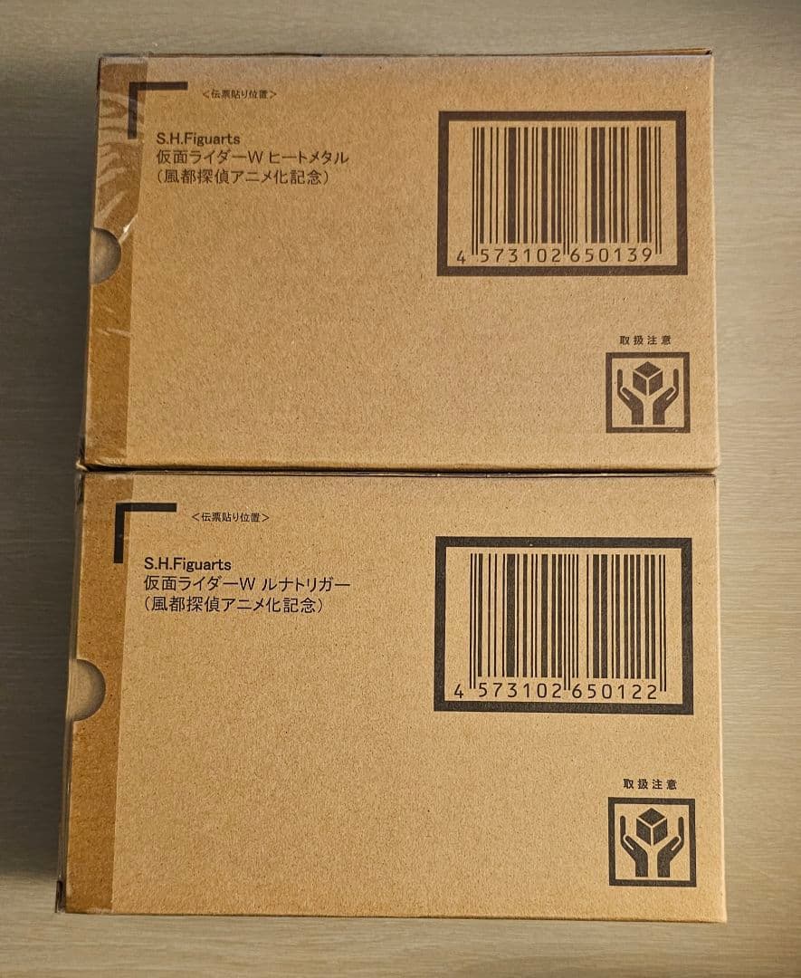 S.H.Figuarts 真骨頂製法 仮面ライダーW ヒートメタル＆ルナトリガー
