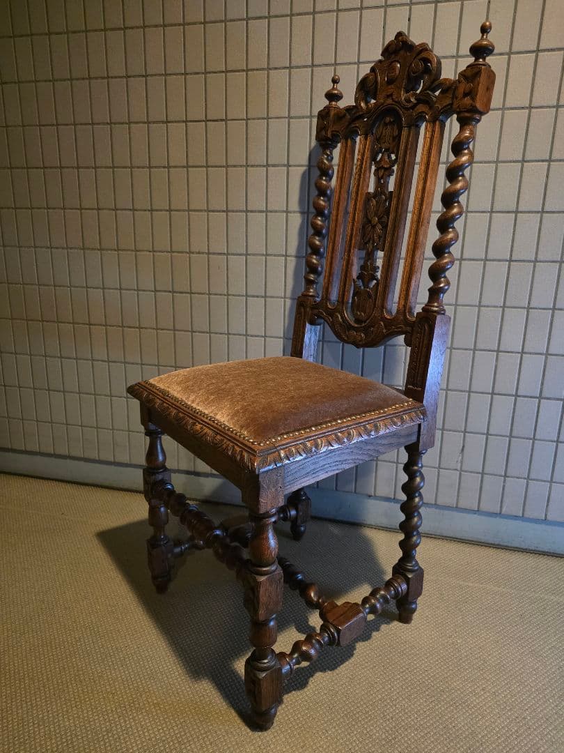 希少　アンティーク　ツイストレッグチェア　アンティーク 木製 　彫刻入り椅子 ツイストレッグチェア｜アンティーク家具・照明の専門店｜デニム